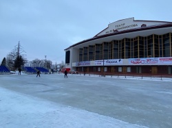 В Петровском парке вовсю готовятся к предстоящему ледовому шоу