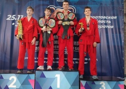 Арсений Павлов и Иван Беляев – победители первенства мира по универсальному бою