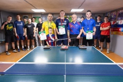 Дубль «Водника» сменил клюшки на теннисные ракетки.