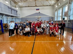 В Архангельске прошли отборочные соревнования по волейболу среди школьников
